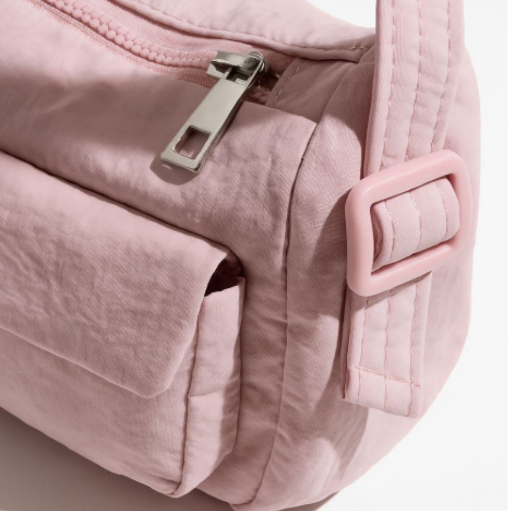 Cargo Umhängetasche – Vielseitige Tasche mit Außentaschen